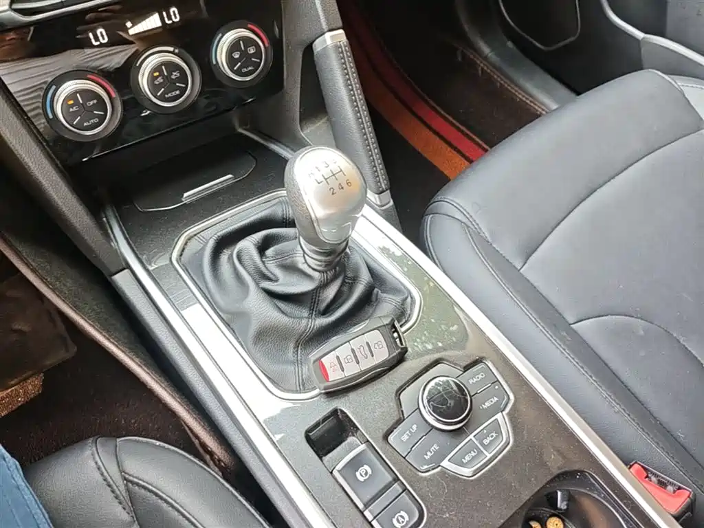 Haval H6 2018 Red Label Sport 1.5T Manual 2WD Elite фото 14