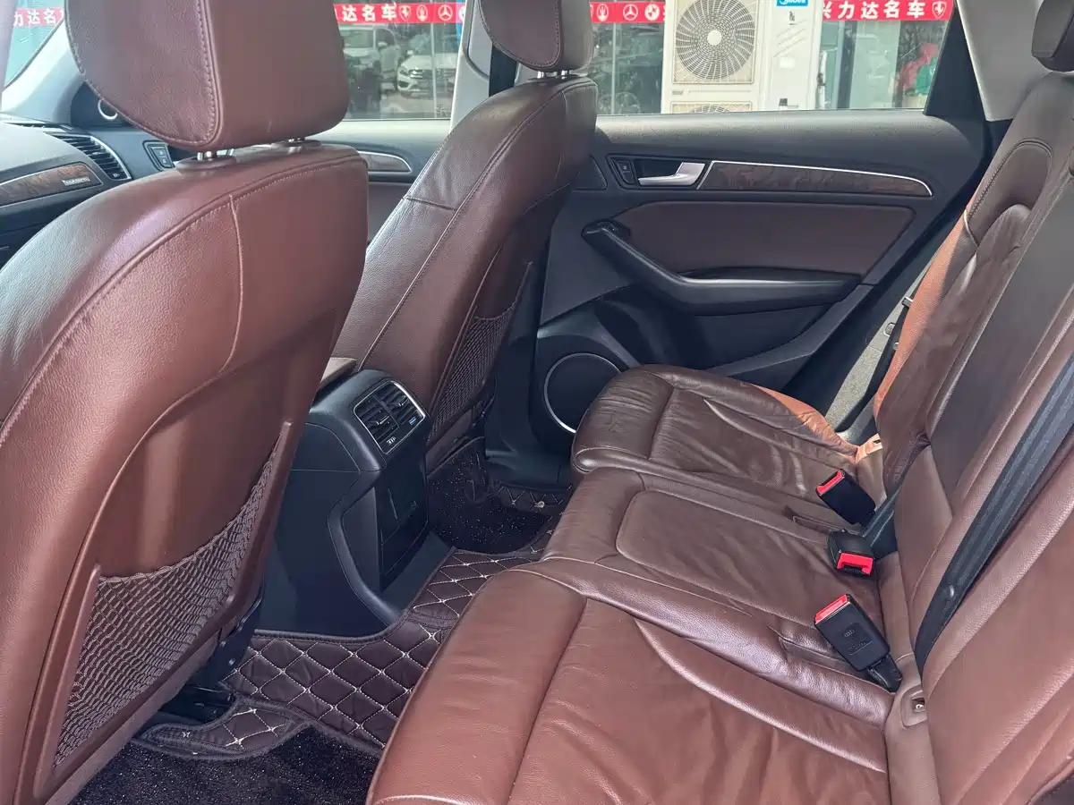 Audi Q5 2015 40 TFSI Comfort фото 7