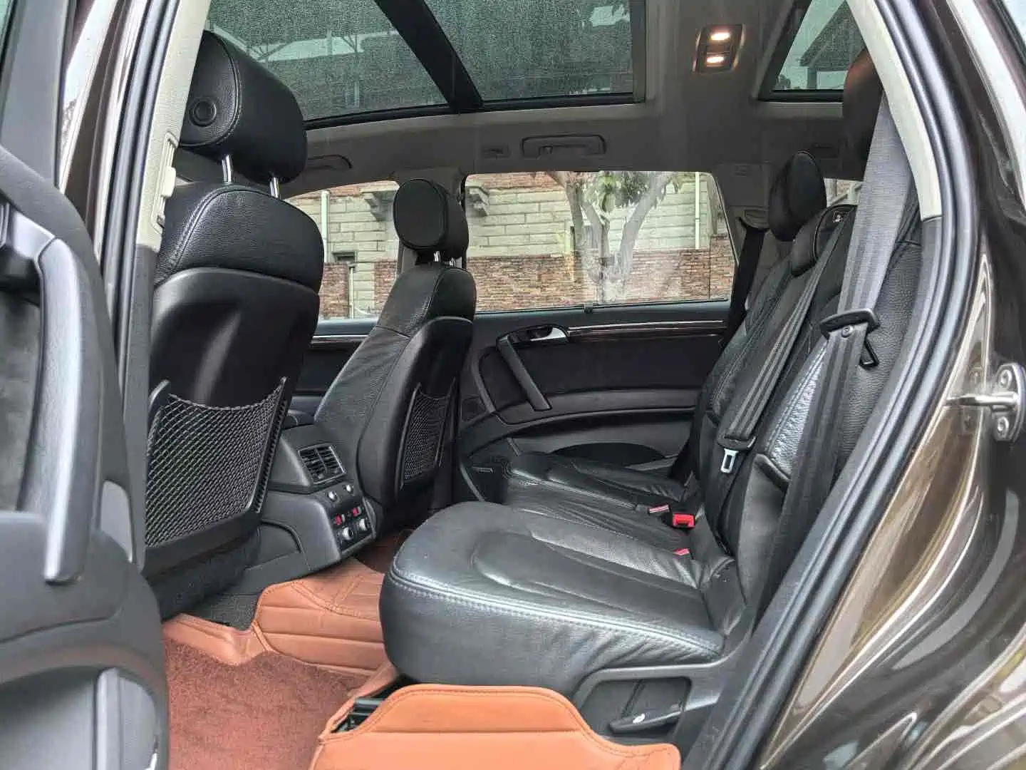 Фото 9 - Audi Q7