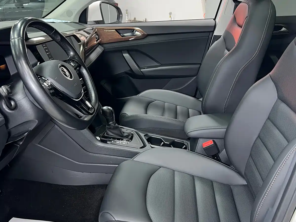 Volkswagen Tharu 2022 280TSI FWD Luxury Edition фото 16