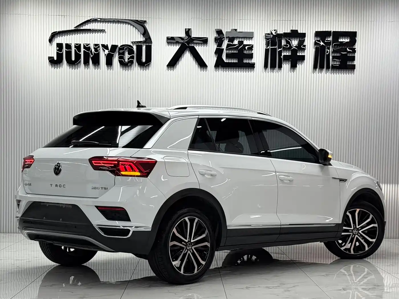 Volkswagen T-ROC 2023 2022 280TSI DSG 2WD Comfort PLUS