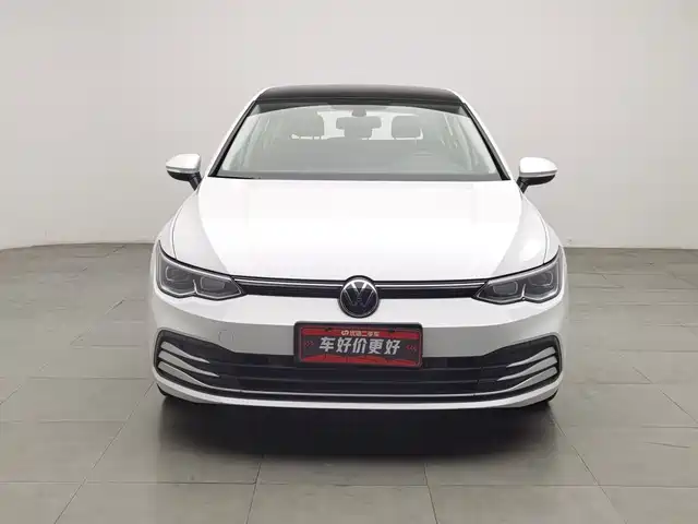 Volkswagen Golf 2021 200TSI DSG Pro — фото 3