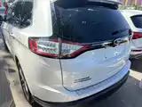 Фото 14 - Ford Edge