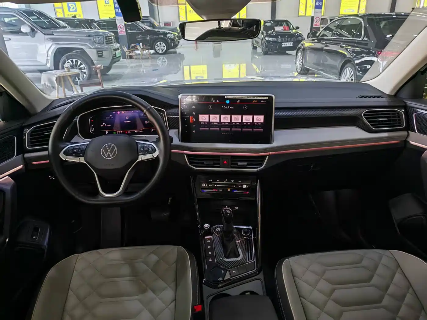 Volkswagen Tayron 2024 330TSI 2WD Luxury Plus Advanced фото 6