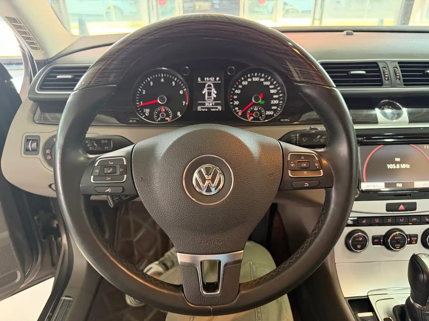 Volkswagen Magotan 2013 1.8TSI Premium фото 12