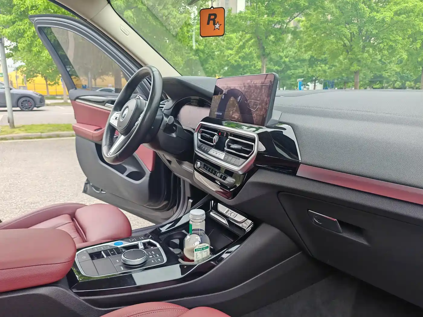 BMW iX3 2023 Leading Type фото 9