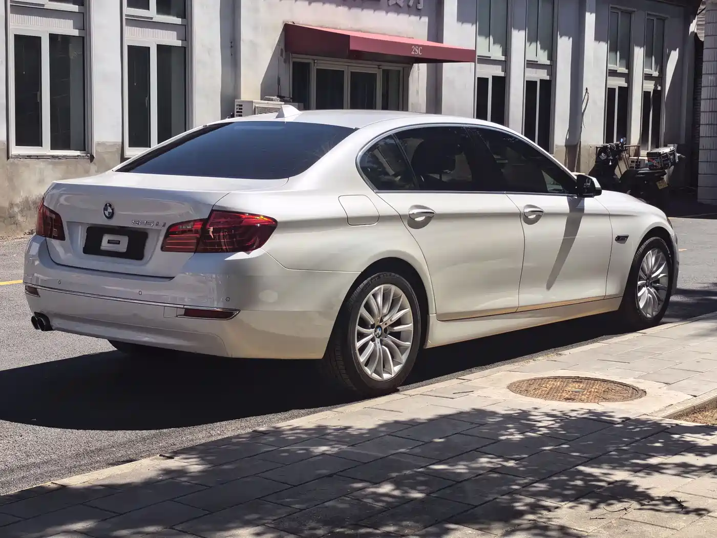 BMW 5 Series 2017 525Li Luxury Design Package фото 5
