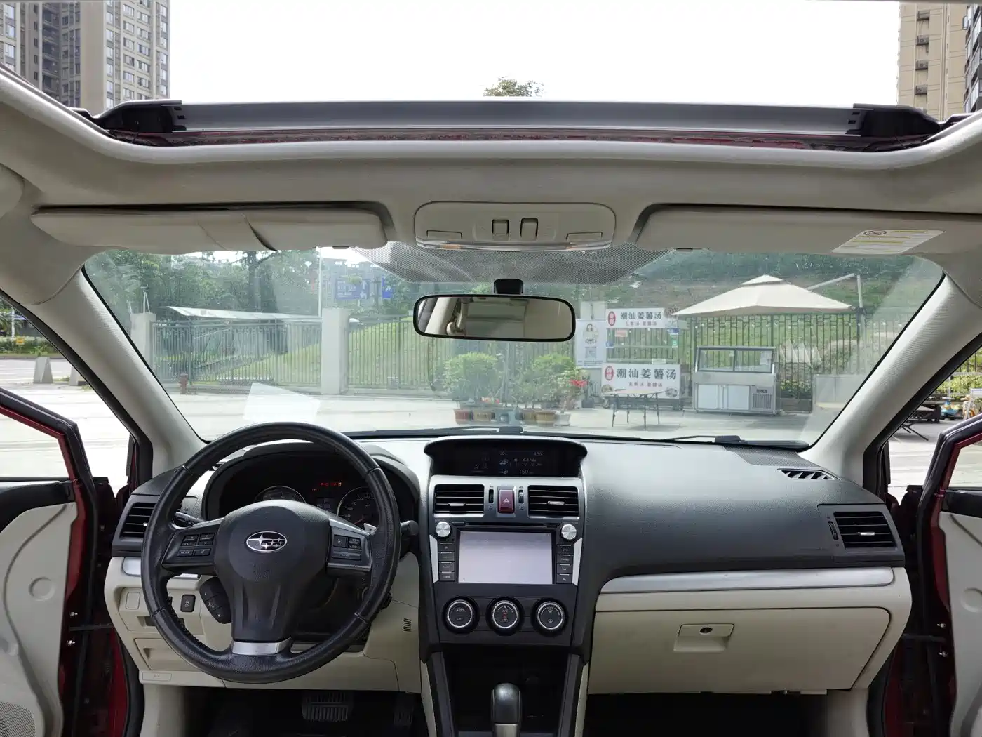 Subaru XV 2012 2.0i Elite Edition фото 11