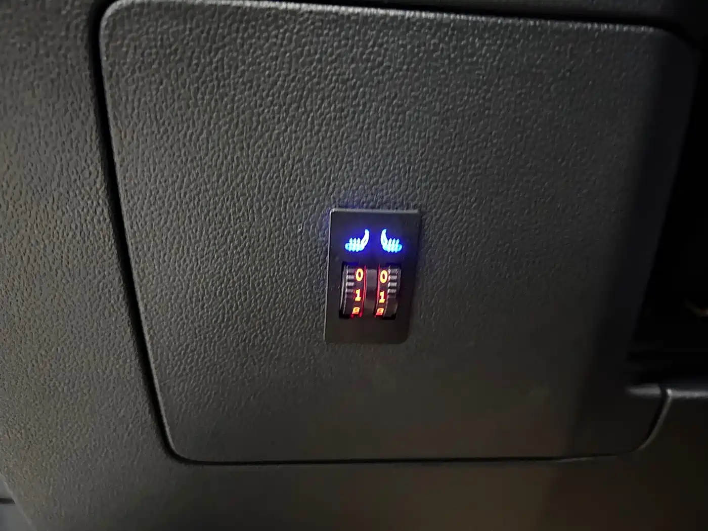 Volkswagen Tharu 2025 Model Rising Star 1.5L Advance Edition фото 12
