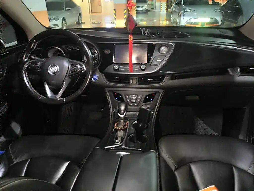 Фото 12 - Buick Envision Plus