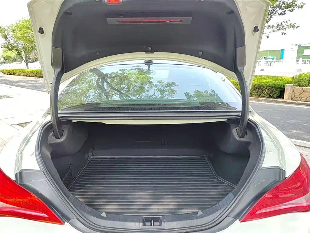 Mercedes-Benz CLA (Import) 2015 CLA 220 4MATIC фото 19