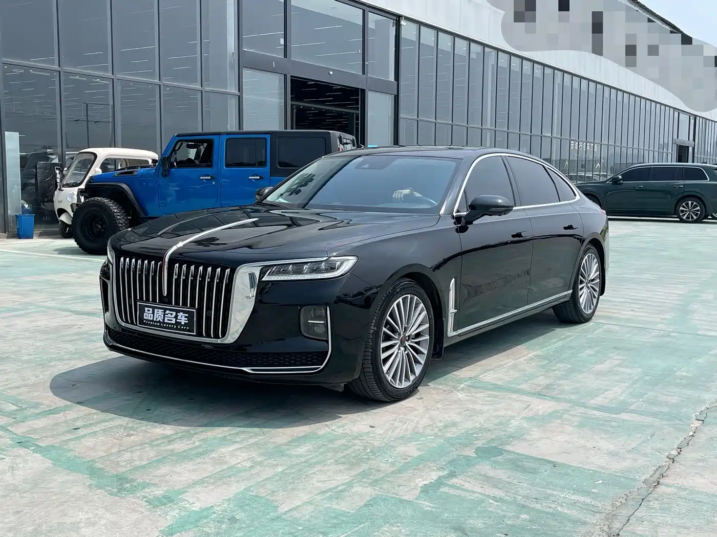 Hongqi H9 2022 2.0T Smart Connect Flag Enjoy Edition