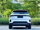 Photo 3 - Lynk & Co 06