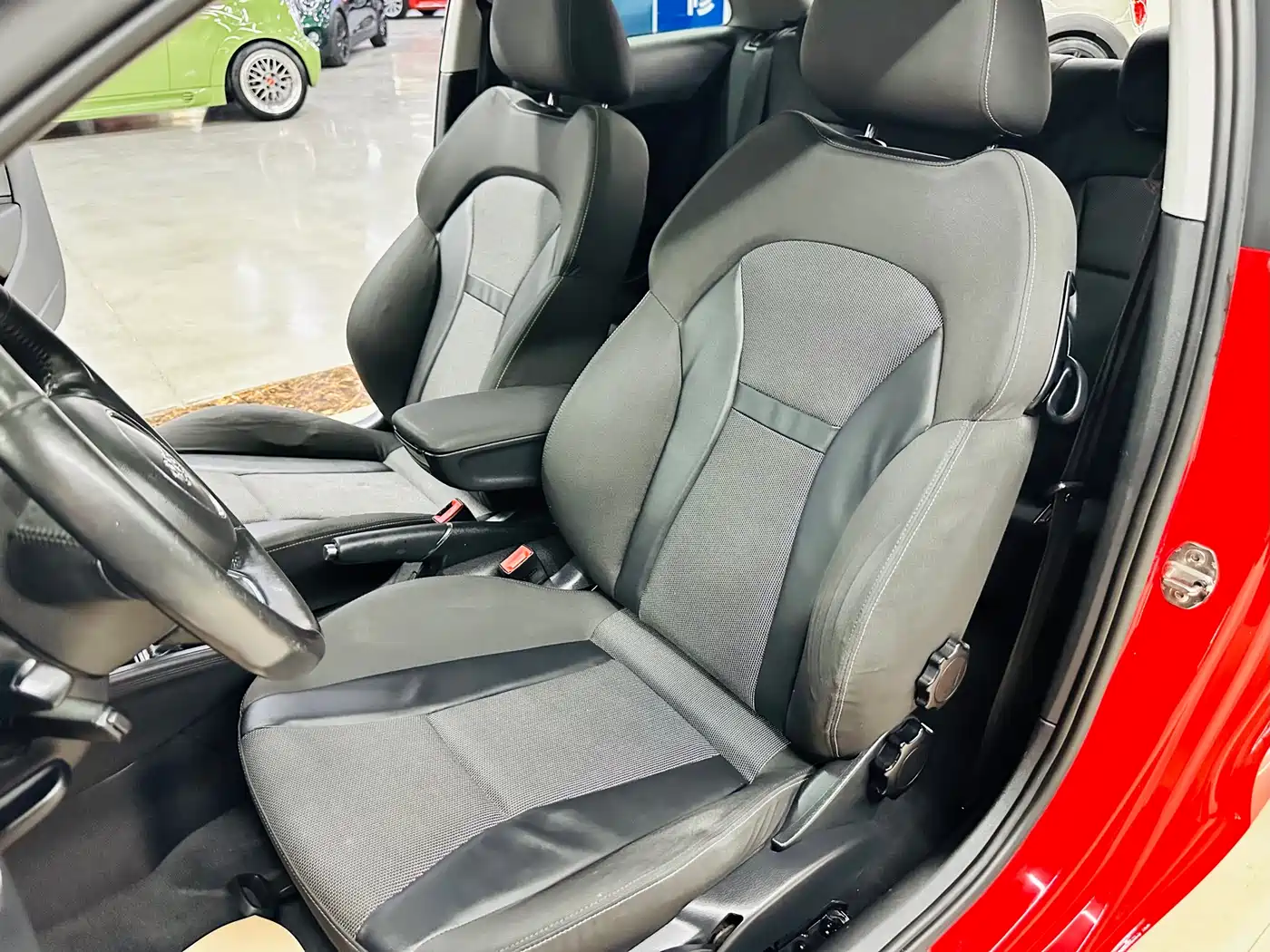 Audi A1 2012 1.4 TFSI Ego фото 19