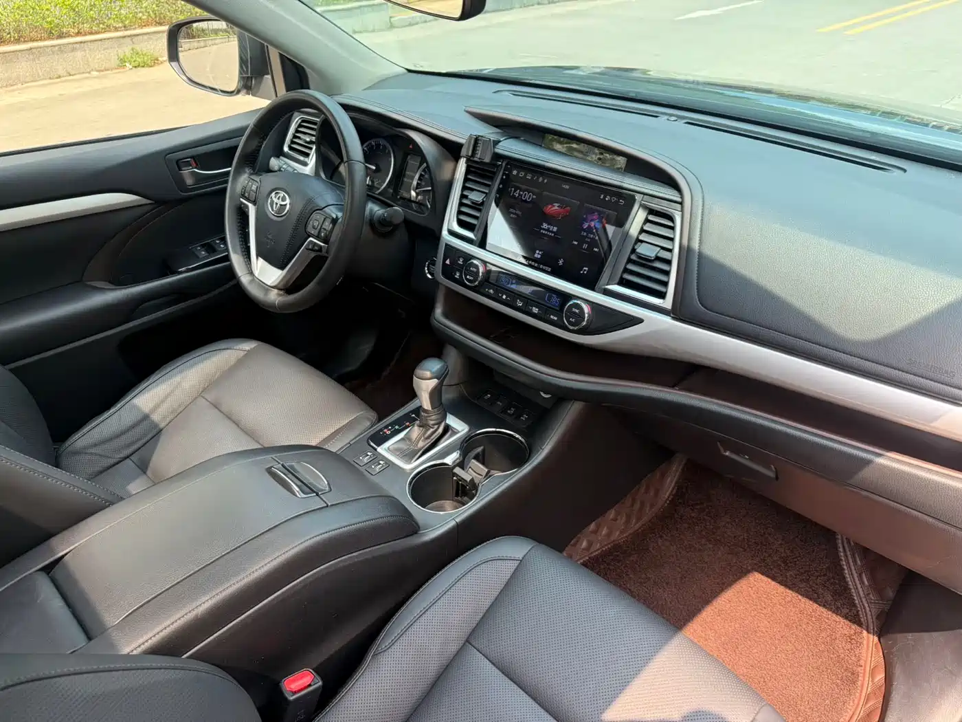 Toyota Highlander 2018 2.0T 4WD Luxury 7-seater China VI фото 26