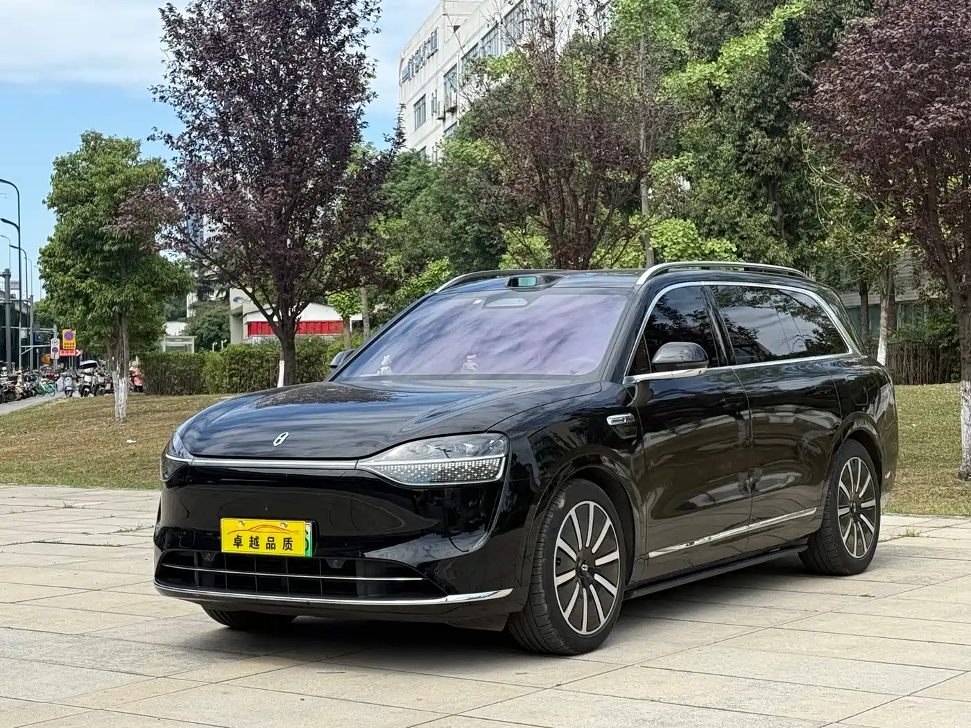 AITO Wenjie AITO M9 2025 Extended Range Max 52kWh 6-Seater