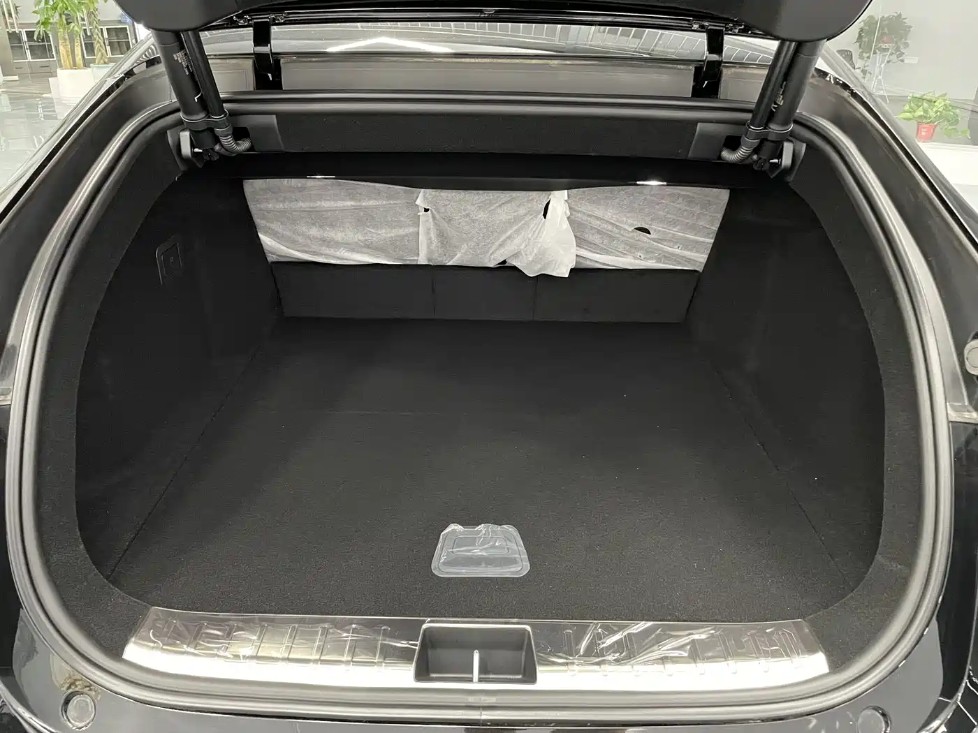 Avatr 12 2025 Facelift Ultra EV AWD фото 15
