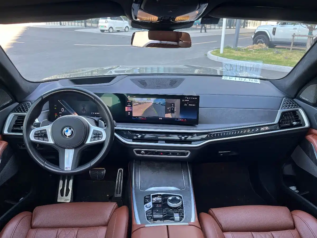BMW X7 2023 xDrive40i Exclusive M Sport Package фото 12