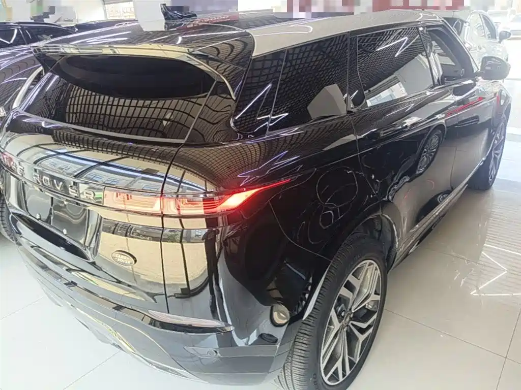 Land Rover Range Rover Evoque 2021 Range Rover Evoque L 249PS R-Dynamic First Edition Launch Edition фото 7