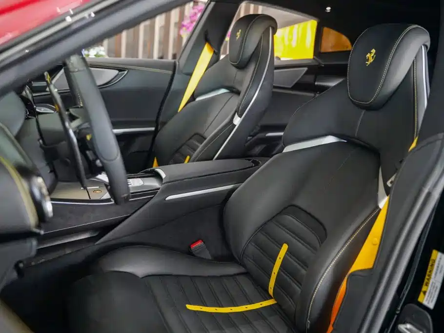 Ferrari Purosangue 2025 2023 6.5L V12