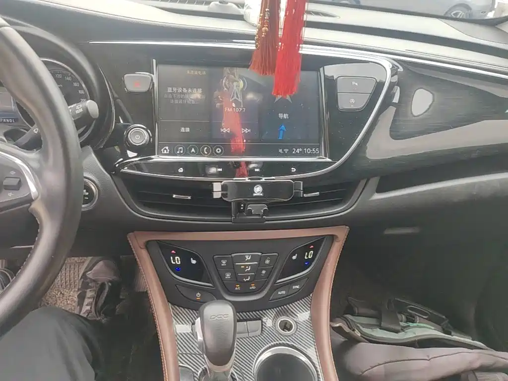 Фото 9 - Buick Envision Plus