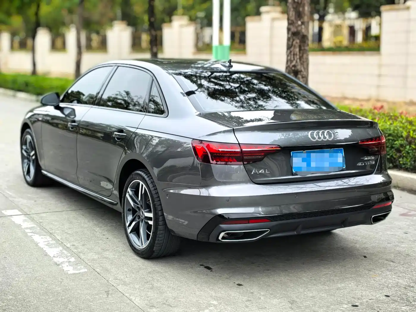 Audi A4L 2023 40 TFSI Luxury Sport фото 4
