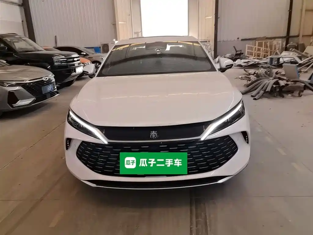 BYD Qin L 2025 DM-i Smart Drive Edition 120KM Surpassing фото 3
