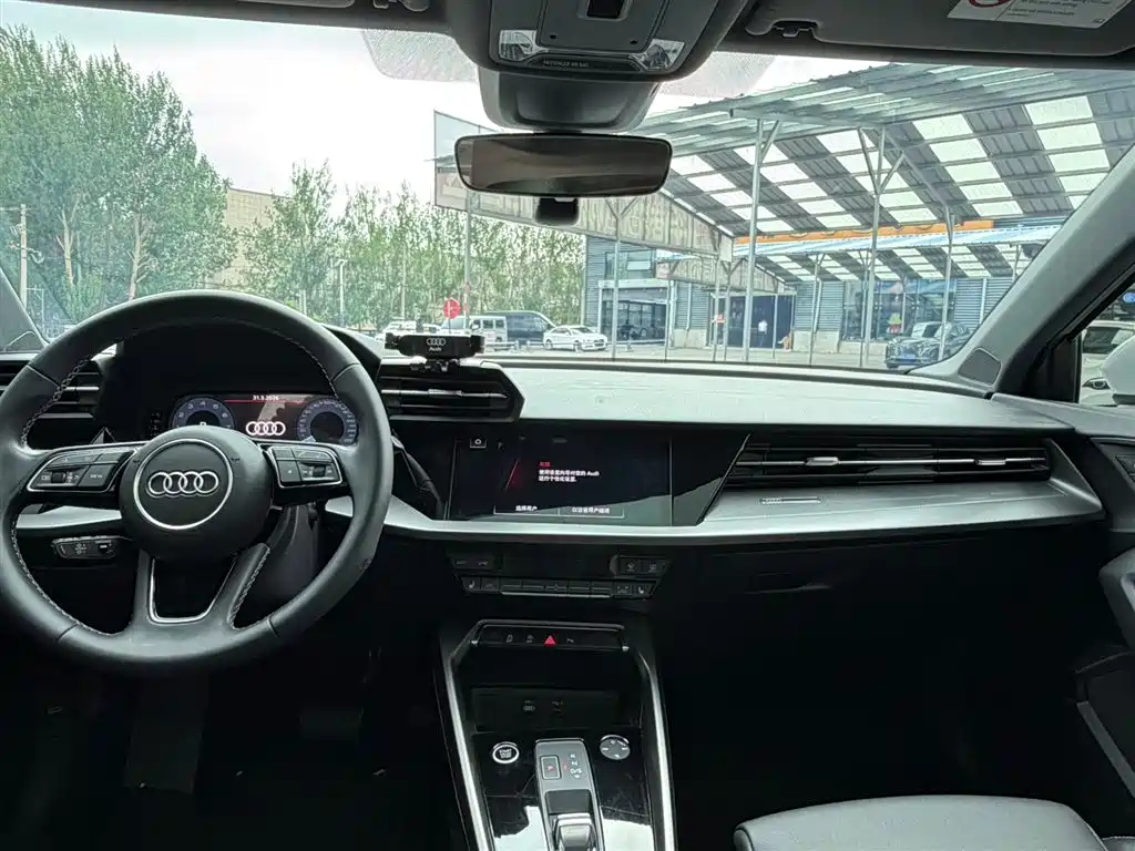 Audi A3 2023 Facelift A3L Limousine 35 TFSI Fashion Sport фото 6