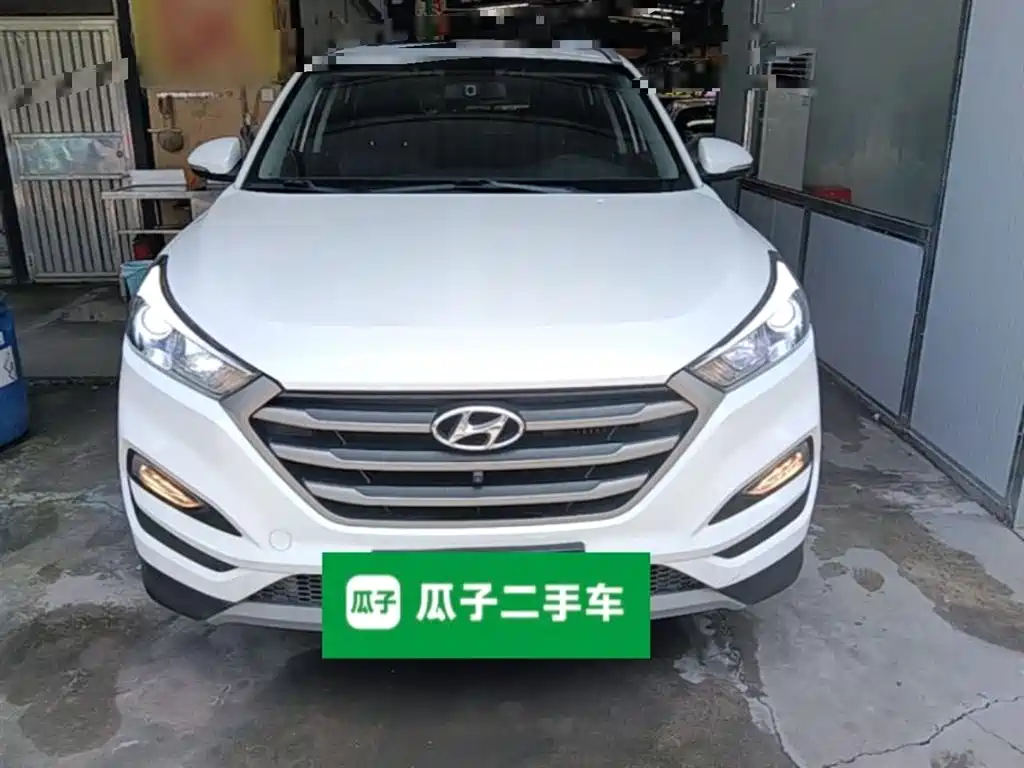 Hyundai Tucson 2015 1.6T Dual Clutch 2WD Smart фото 3