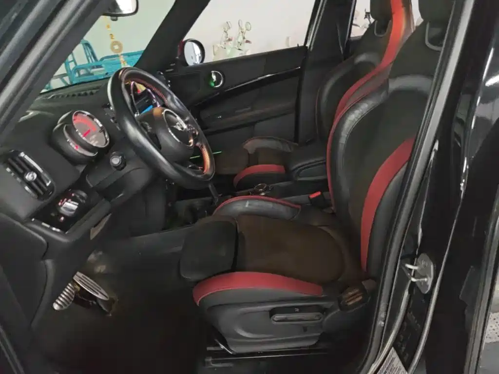 MINI JCW COUNTRYMAN 2017 2017 2.0T JOHN COOPER WORKS Tourer