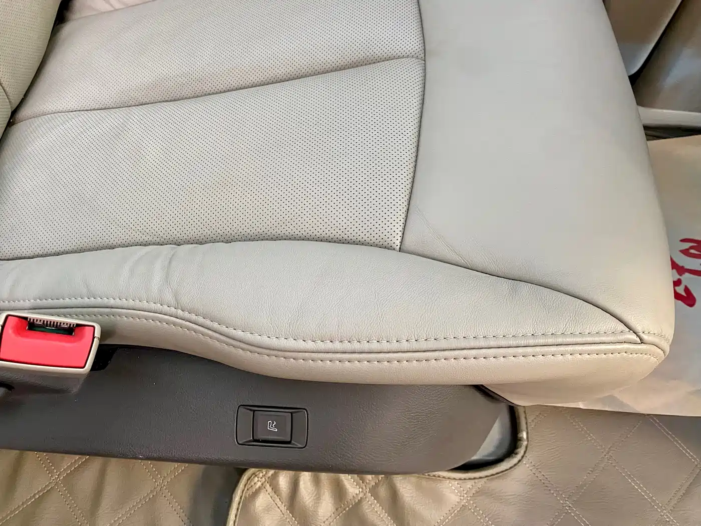 Buick GL8 2013 3.0L XT Luxury Business Flagship Edition фото 21