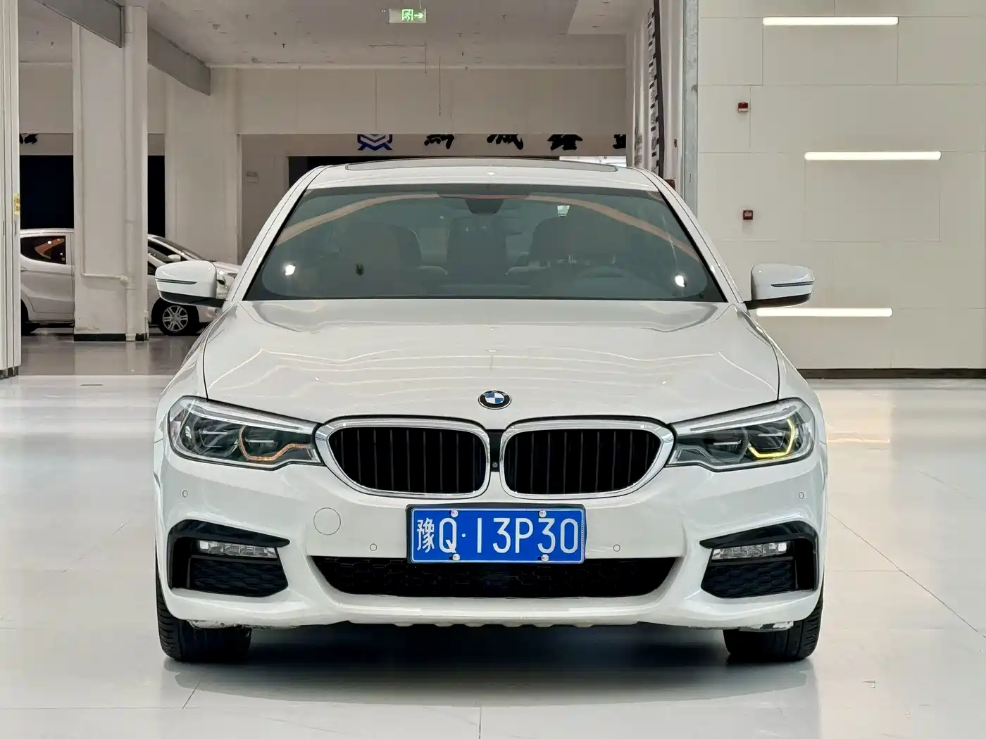 BMW 5 Series 2018 Facelift 530Li Exclusive M Sport Package фото 3