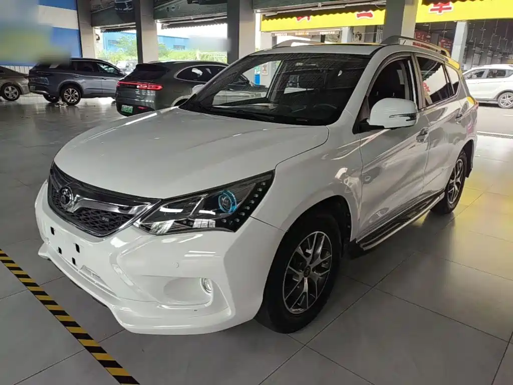 BYD Song 2017 2016 Ultimate Edition 1.5TID Automatic Elite
