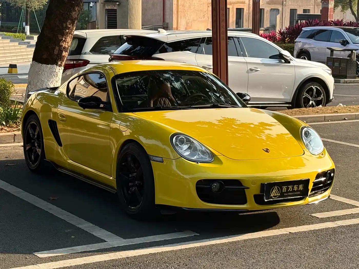 Porsche Cayman фото 3