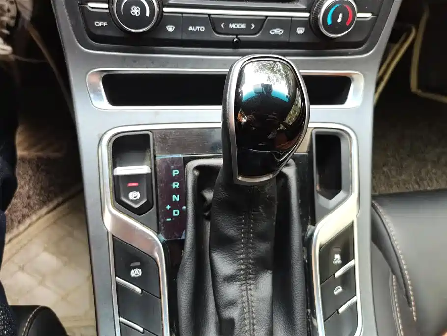 GEELY AUTOMOBILE VISION S1