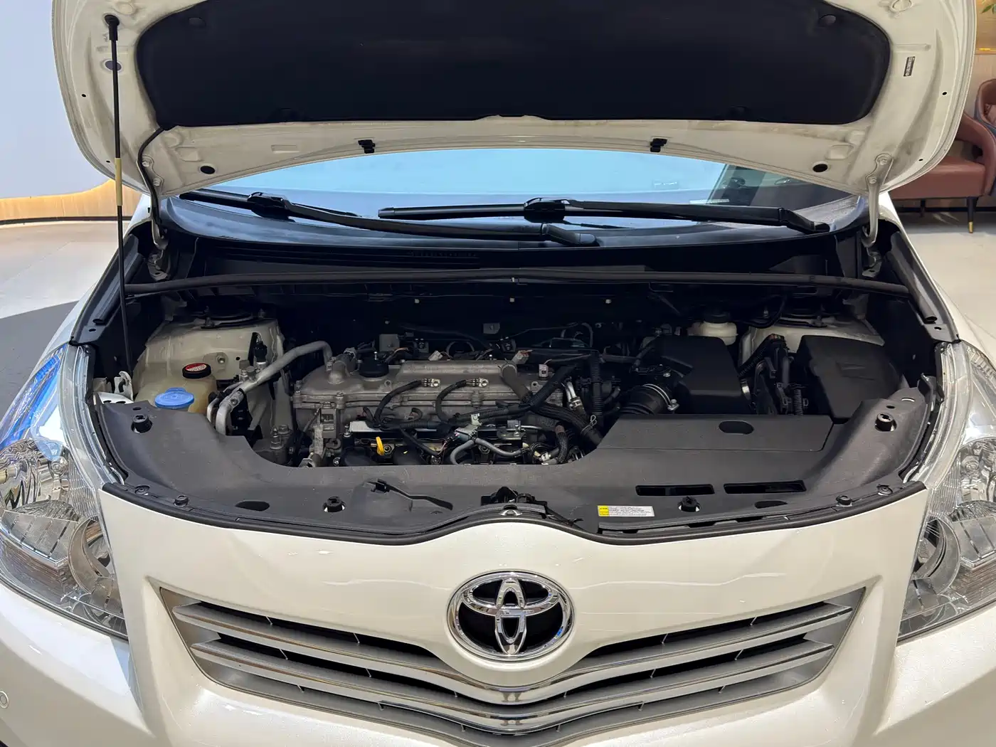 Toyota E'Z 2015 180E CVT Crossover Edition фото 7