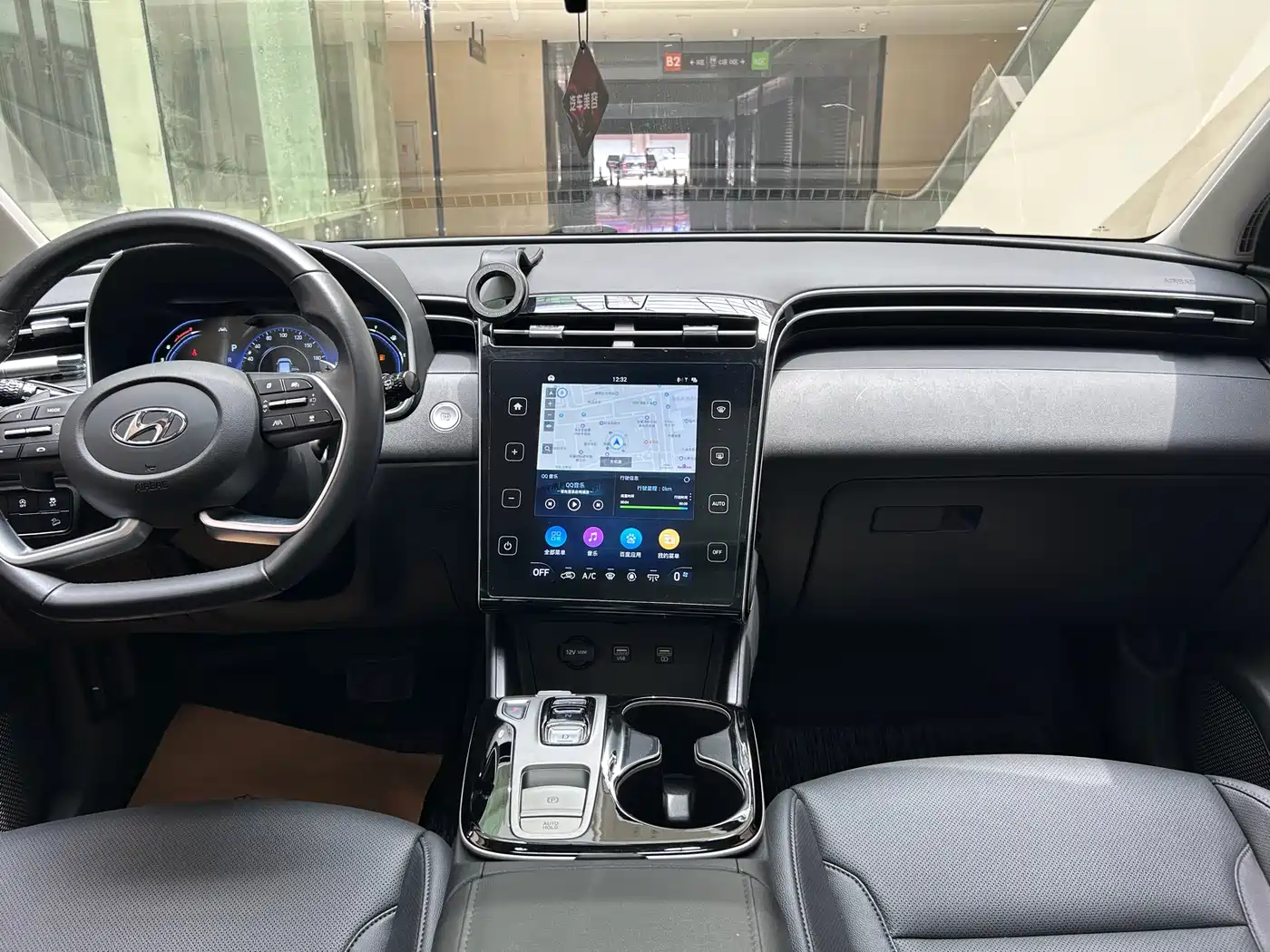 Hyundai Tucson 2023 Tucson L 1.5T Automatic 2WD DLX Luxury Edition фото 15