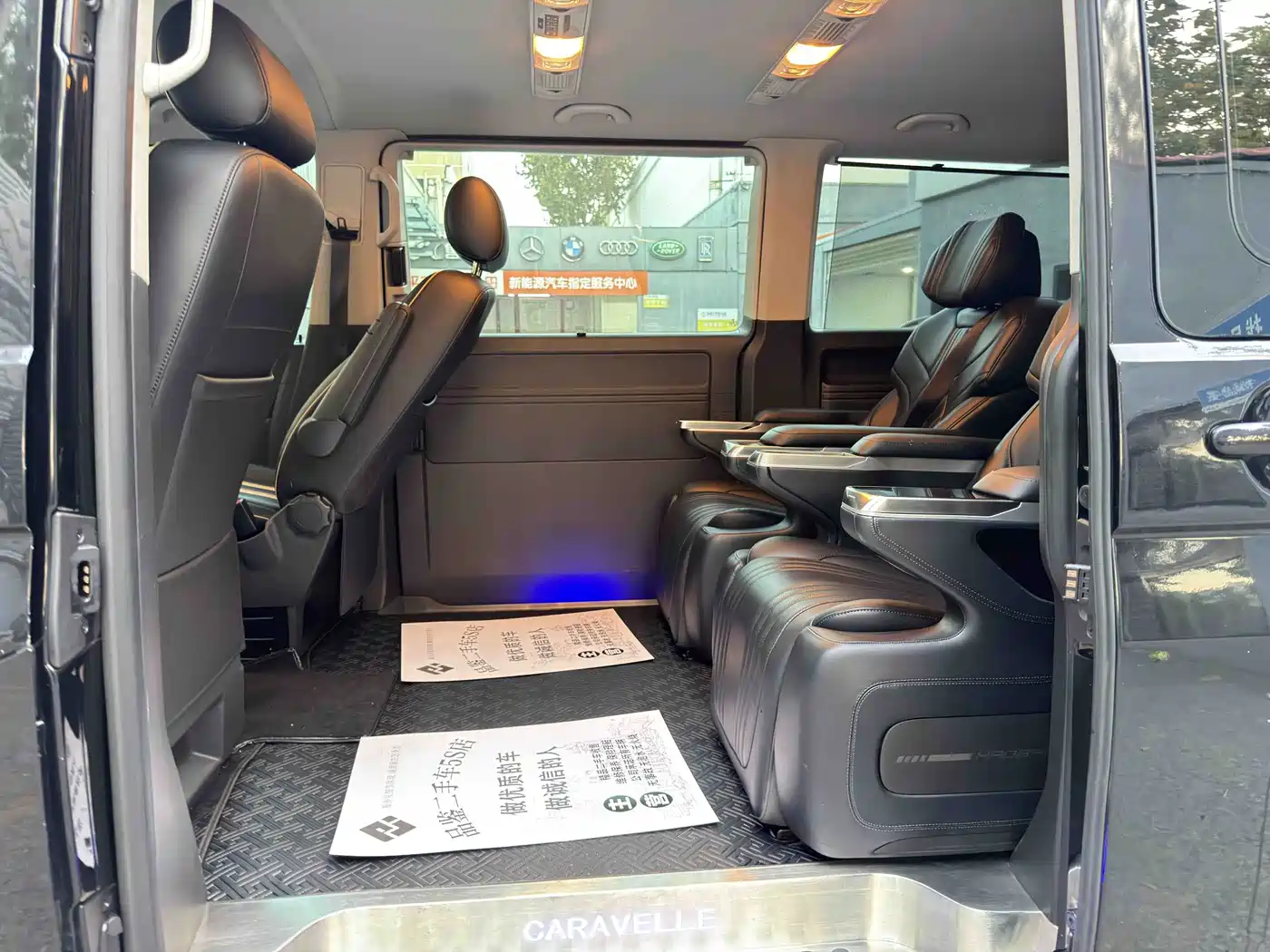 Volkswagen Caravelle 2020 2019 2.0TSI 4WD Luxury 7-seater
