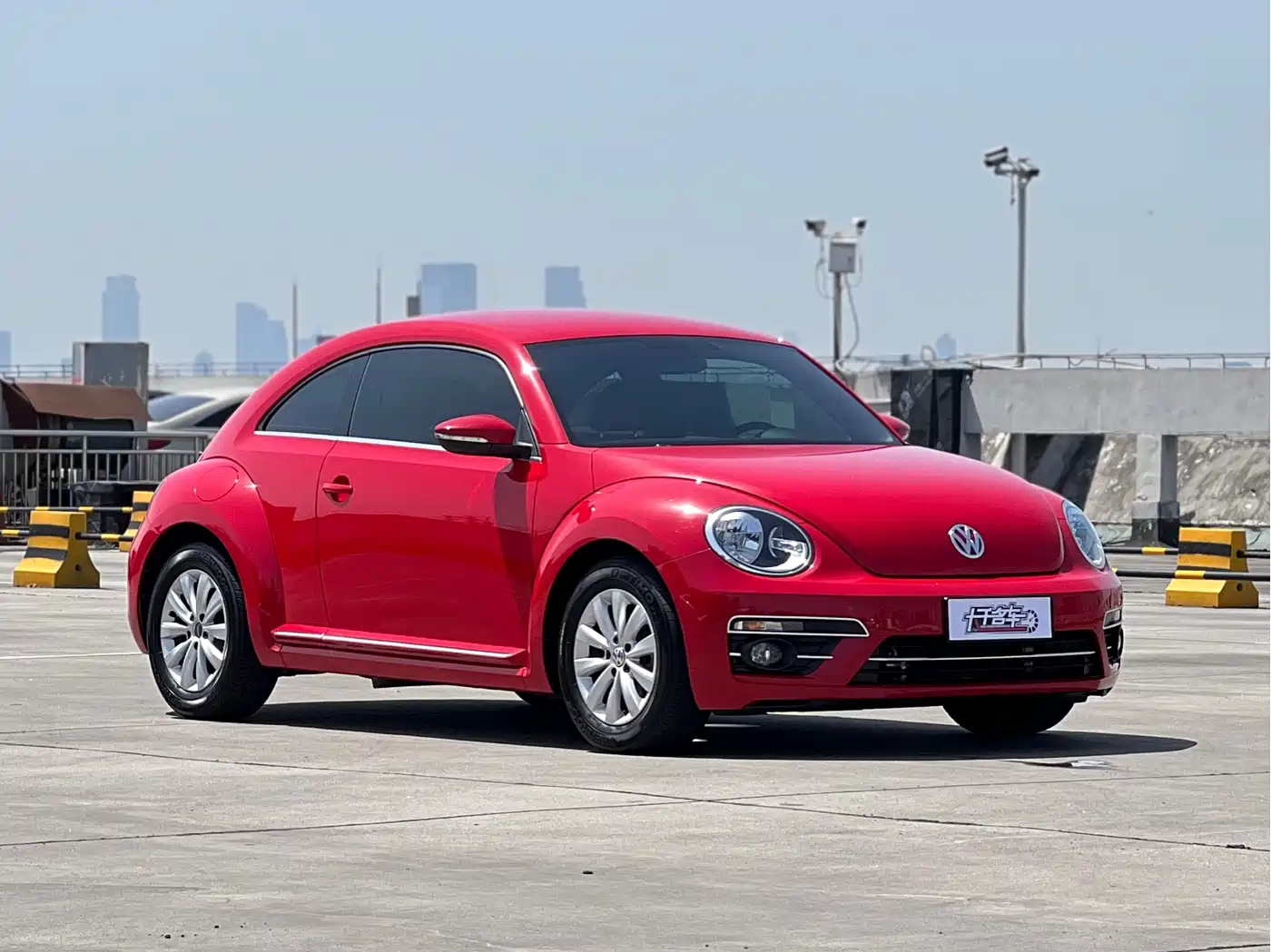 Volkswagen Beetle 2018 180TSI Easy Joy Edition фото 7