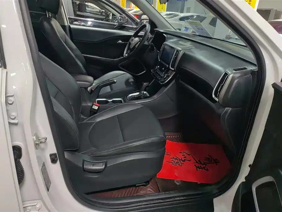 Hyundai Beijing Hyundai ix35 2019 2.0L Automatic 2WD Zhiyong·Enjoy China V фото 8