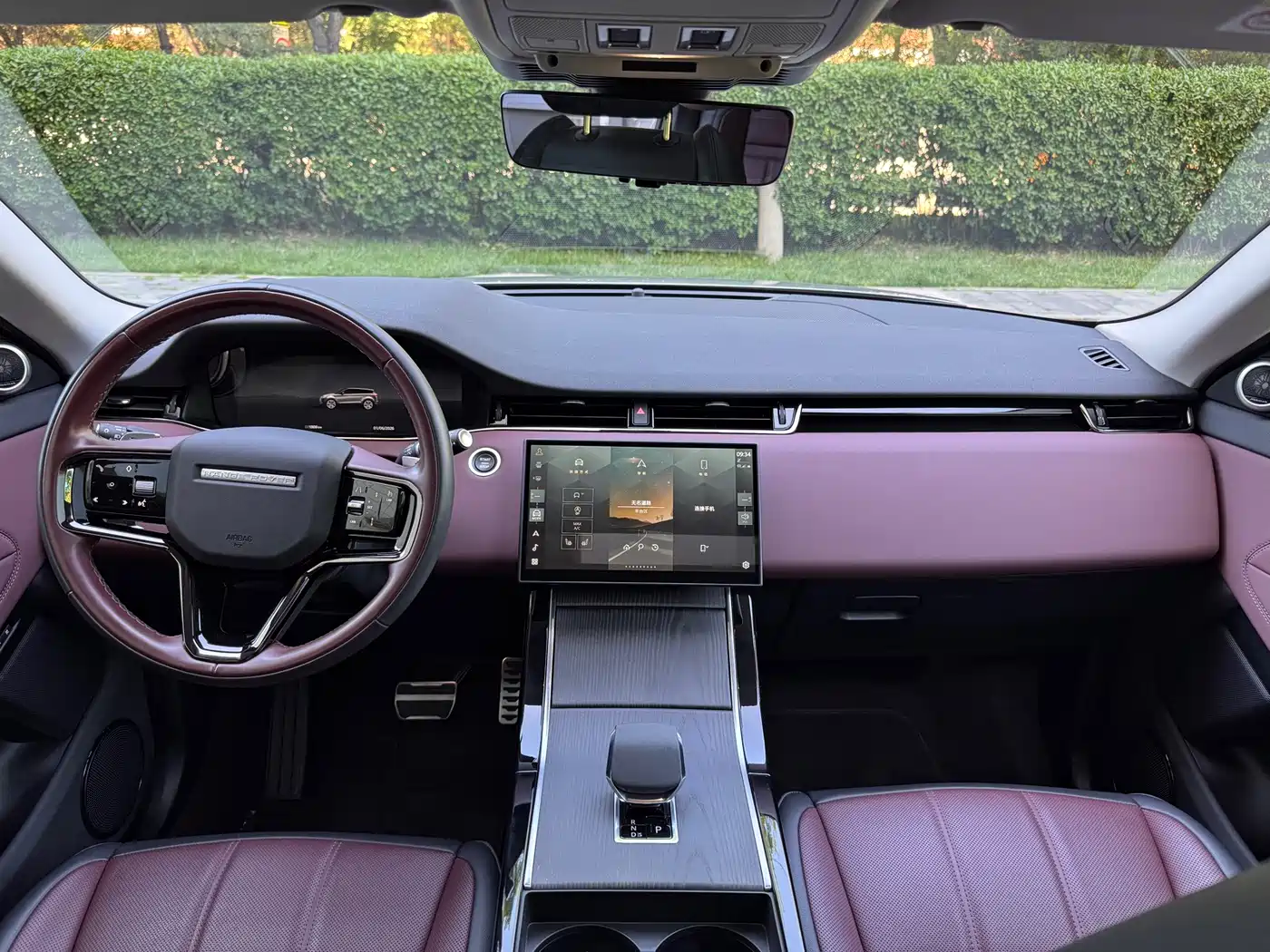 Land Rover Range Rover Evoque 2024 Range Rover Evoque L 249PS Light Master Edition фото 13