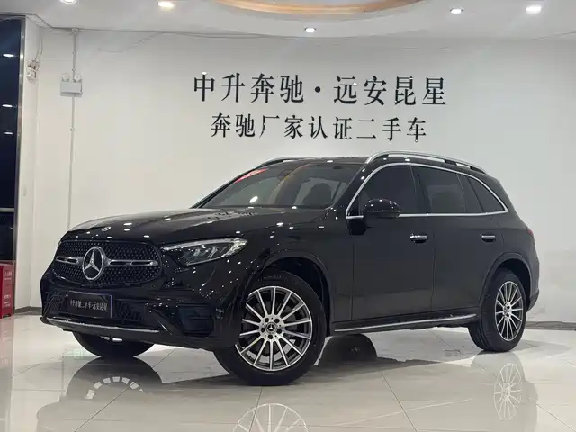 Mercedes-Benz GLC 2023 GLC 260 L 4MATIC Luxury 5-Seater — фото 1