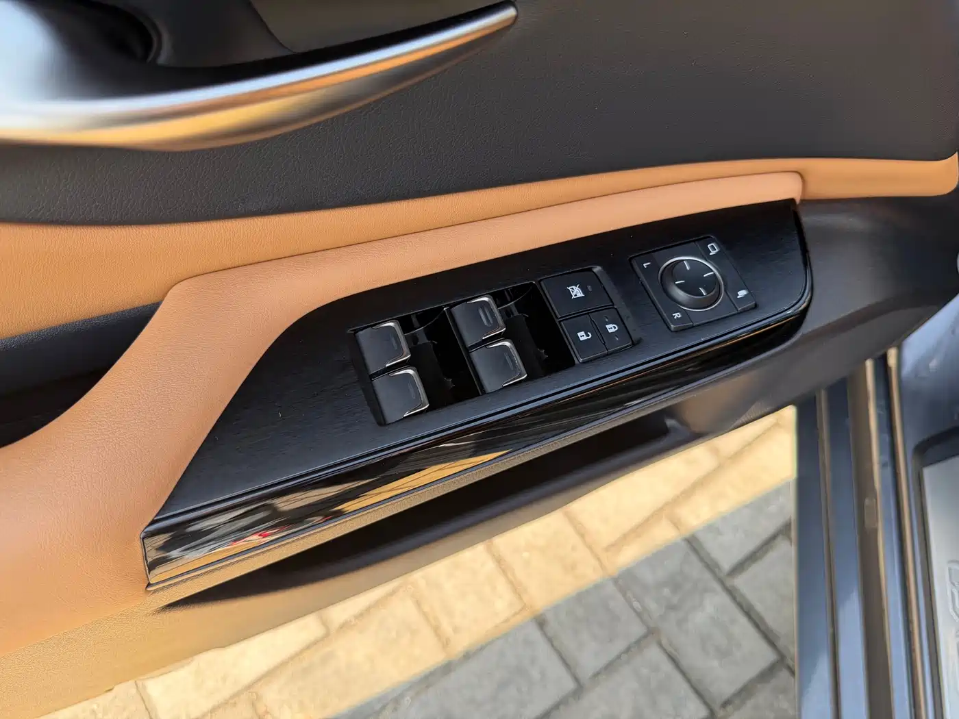 Lexus ES 2021 200 Excellence Edition фото 12
