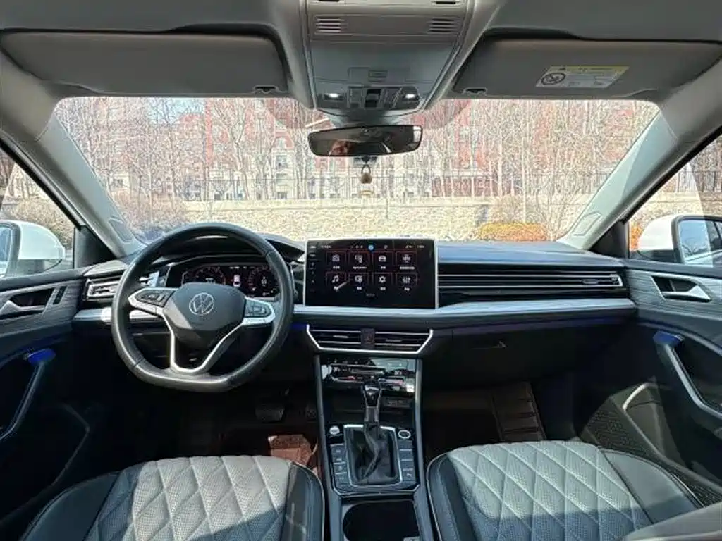 Volkswagen Sagitar 2023 280TSI DSG Surpass Plus Edition фото 8