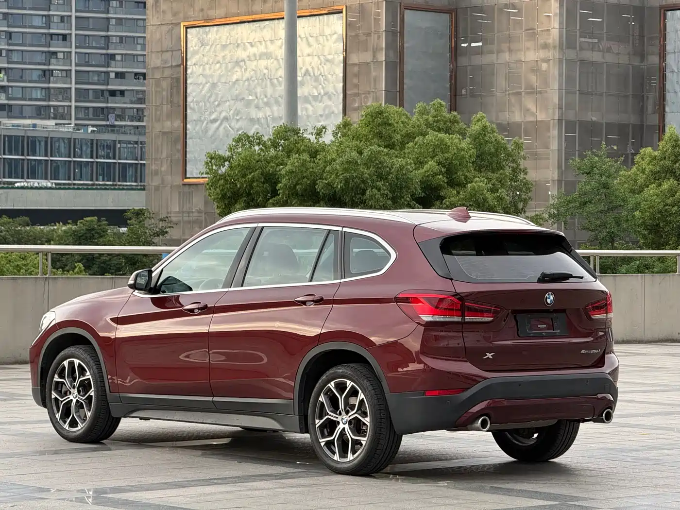 BMW X1 2021 sDrive25Li Leading фото 9