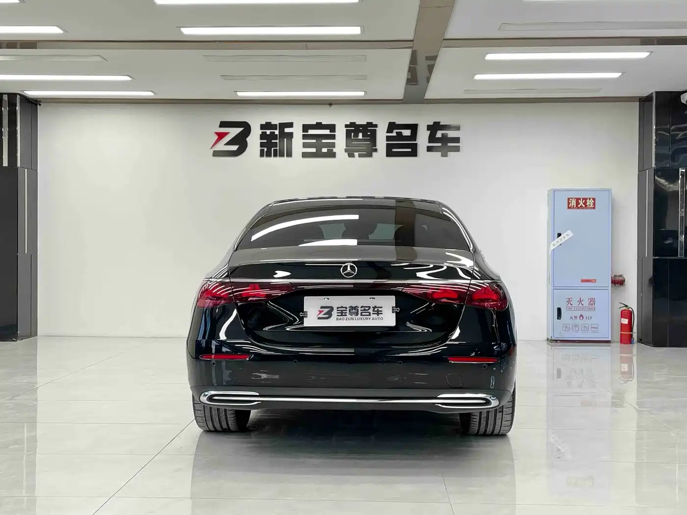 Mercedes-Benz E-Class 2025 E 300 L Fashion фото 17