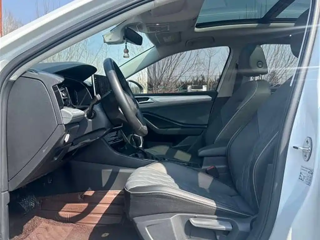 Volkswagen Sagitar 2023 280TSI DSG Surpass Plus Edition фото 7
