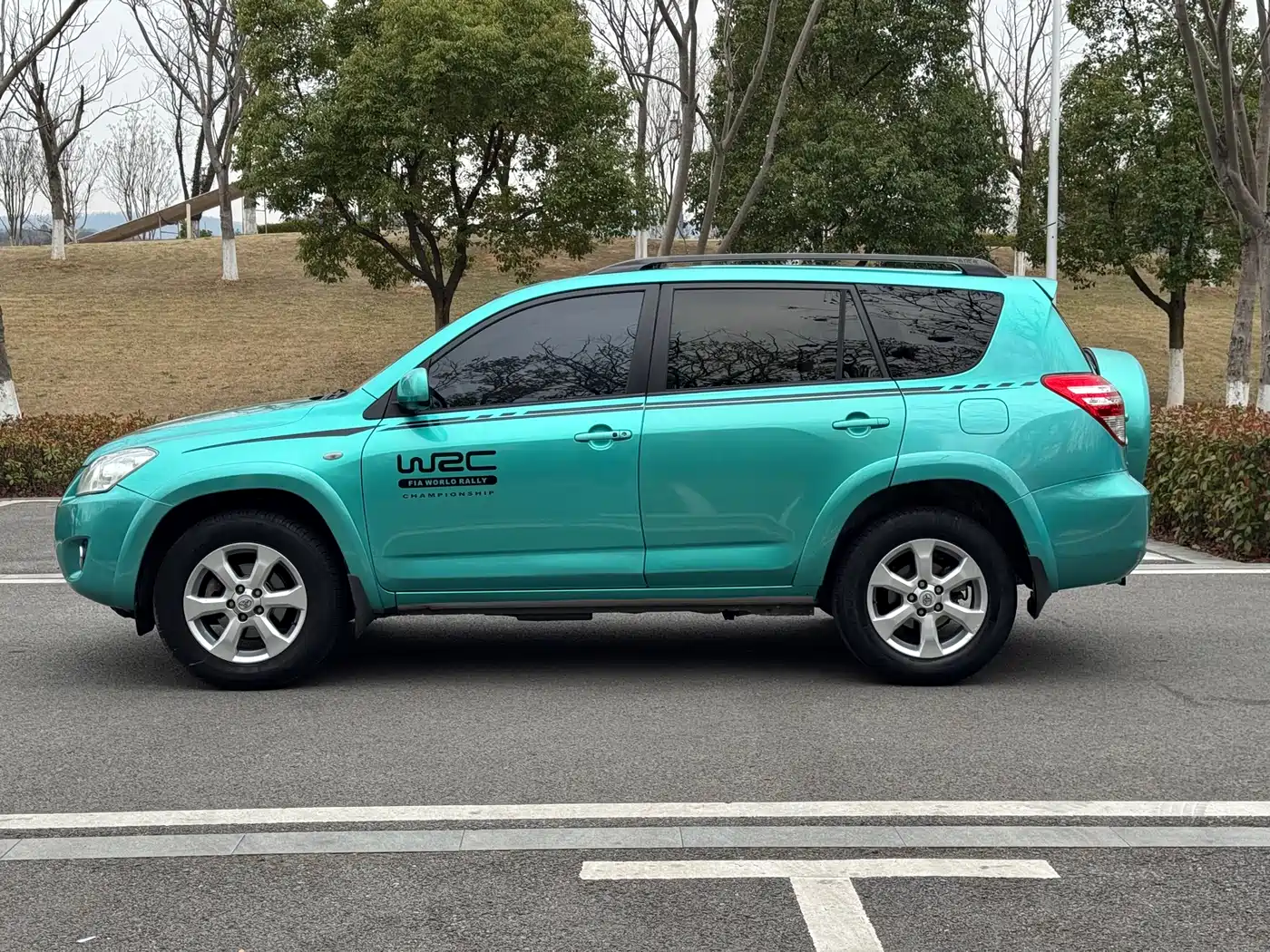 Toyota RAV4 Rongfang 2009 2.4L Automatic Luxury Edition фото 7