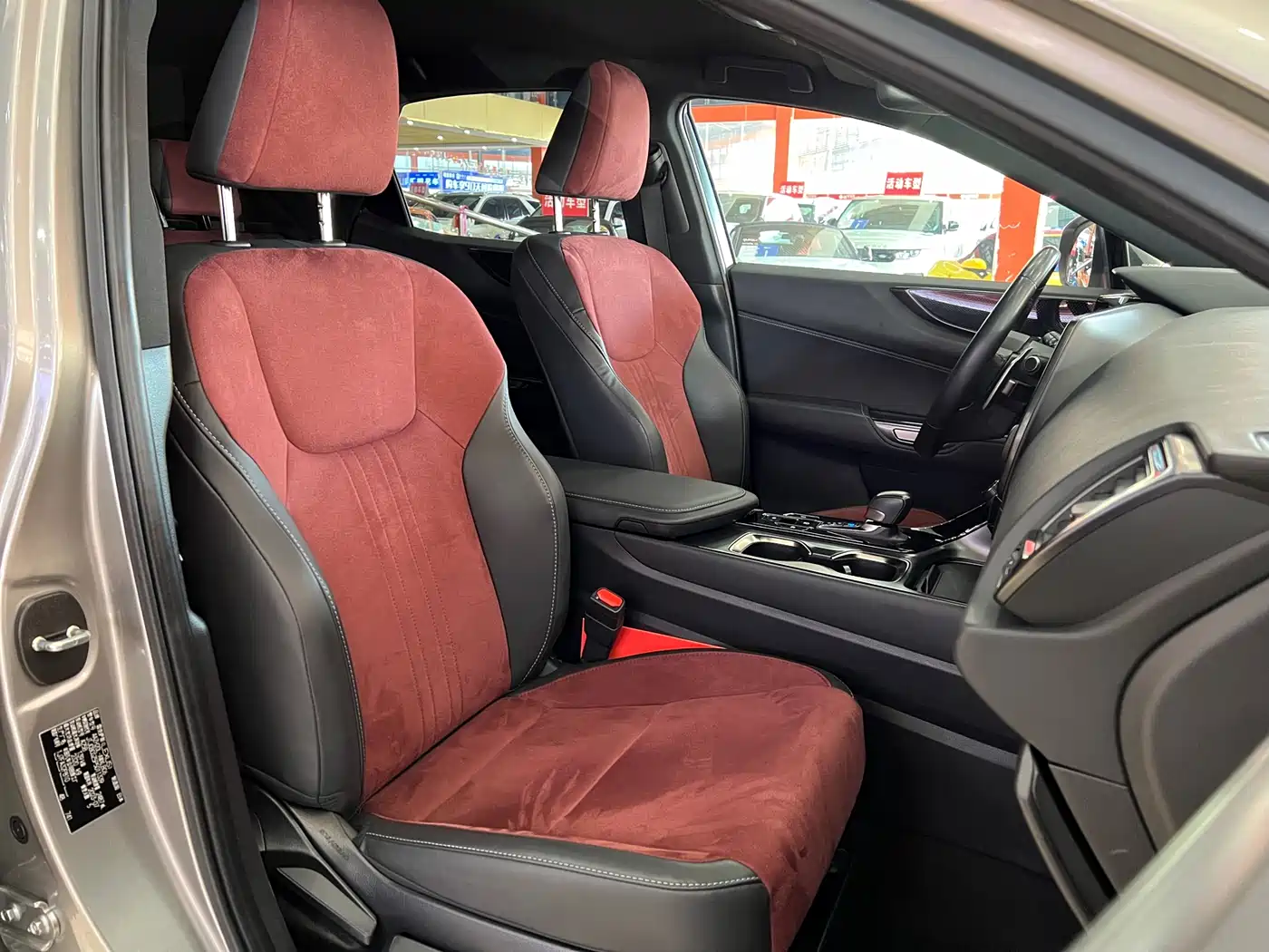 Lexus NX 2023 350h FWD Dynamic Edition фото 14