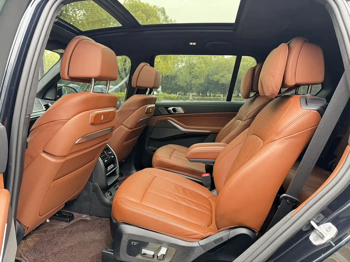BMW X7 2024 xDrive40i Exclusive M Sport Package фото 11